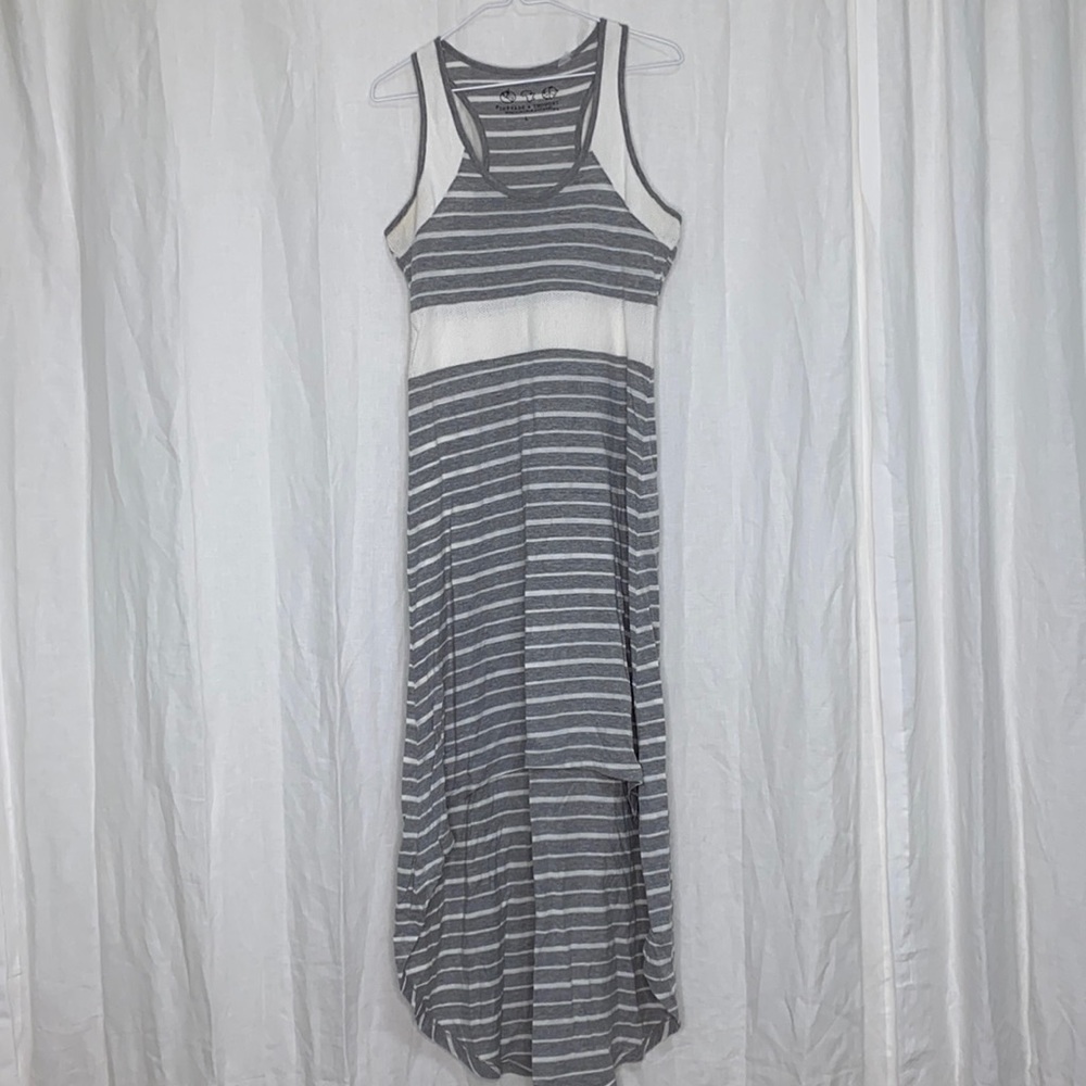 Hi-lo dress by Threads 4 Thought